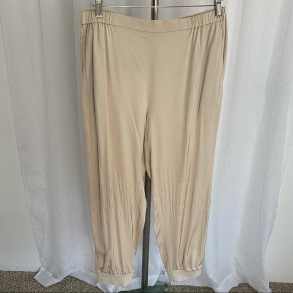 Dorothee Schumacher cream satin jogger pants - Picture 1 of 16